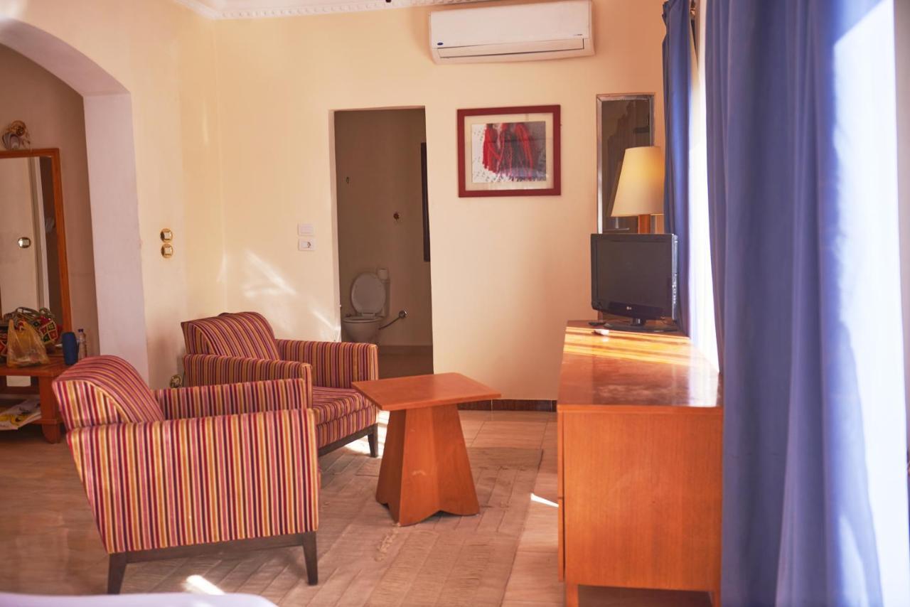 Sweet Rooms Luxor Bagian luar foto