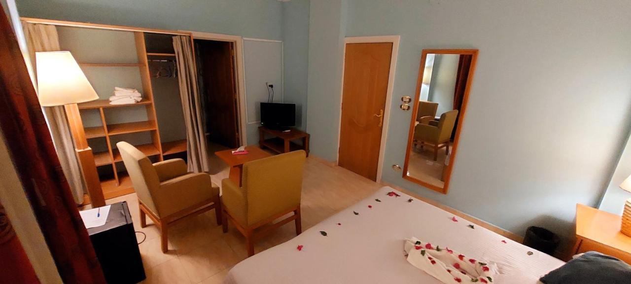 Sweet Rooms Luxor Bagian luar foto