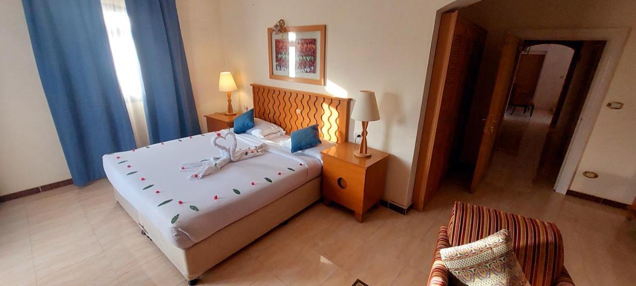 Sweet Rooms Luxor Bagian luar foto